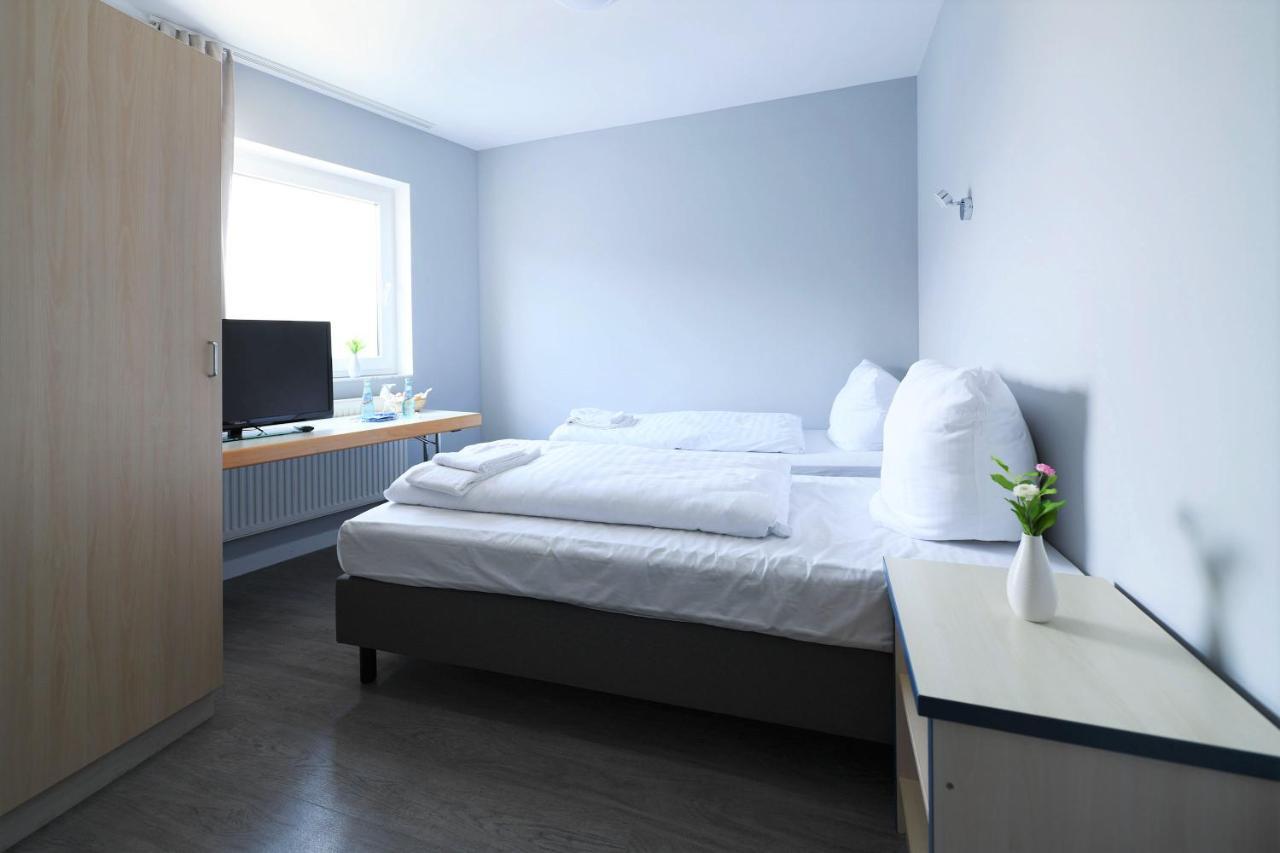 Hotel Best One Rossdorf  Екстериор снимка