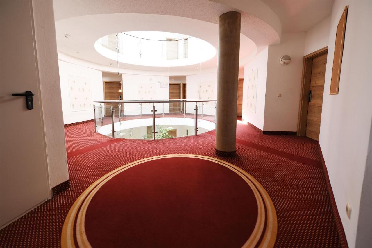 Hotel Best One Rossdorf  Екстериор снимка